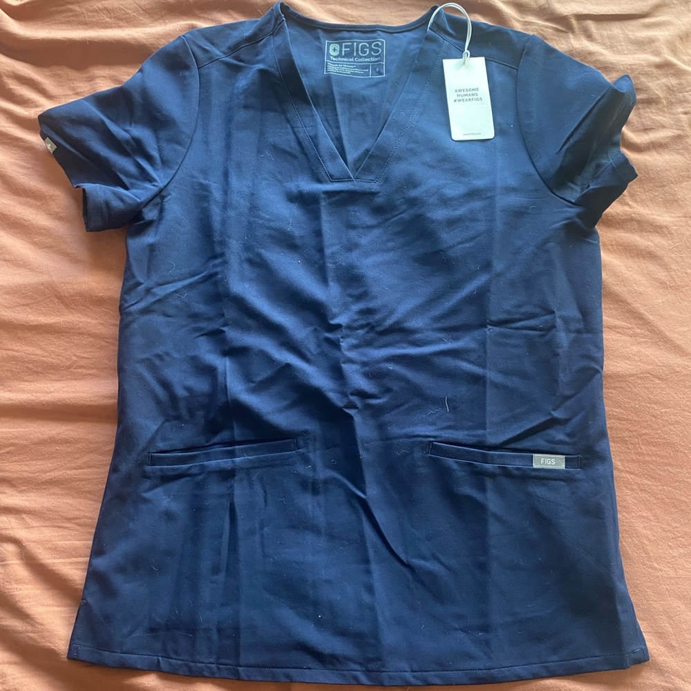 Figs Scrub Set - Navy Casma Top and Zamora Jogger